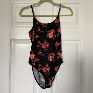 American Eagle Rose Bodysuit Size Medium
